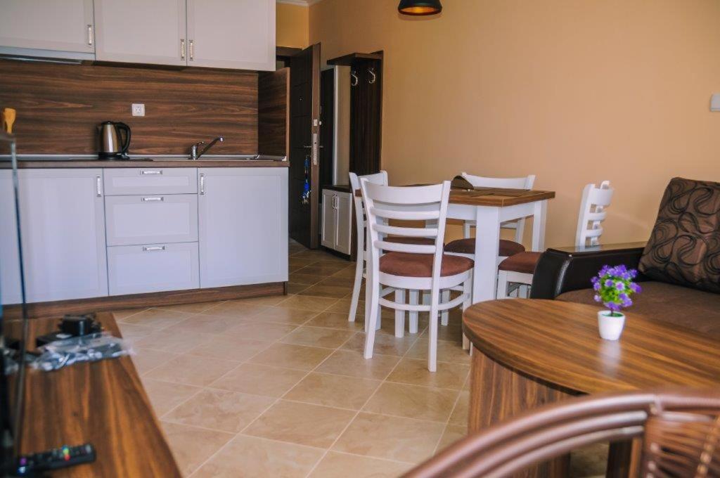 Apartments In Rif 3 Равда Екстер'єр фото